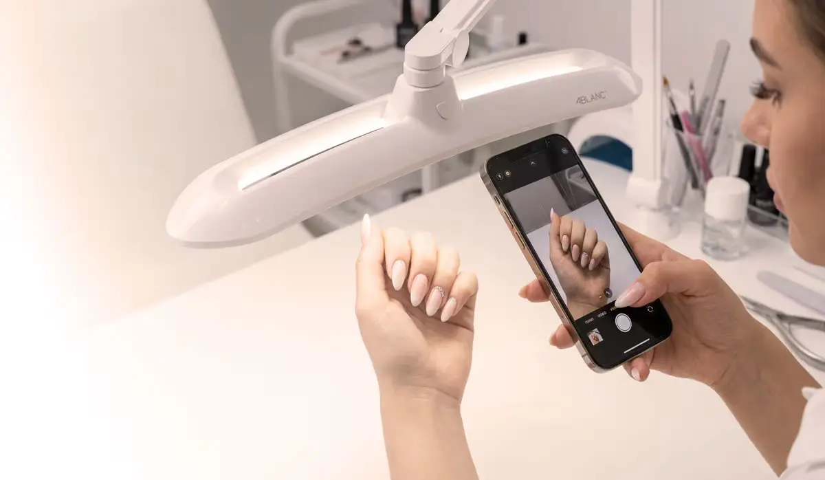 4BLANC Profesionální LED lampa šetrná k očím - Relo™ Ultimate